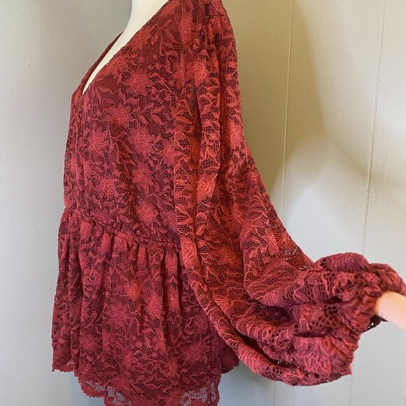 Maurices Woman’s 3X Red Lined Lace Gathered Waist Long Sleeve Blouse - Picture 5 of 9